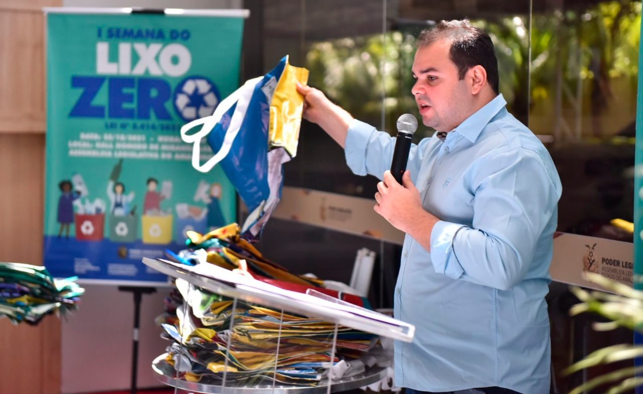04 Roberto Cidade dá início à 1a Semana do Lixo Zero na Assembleia Legislativa do Amazonas e1635176265827
