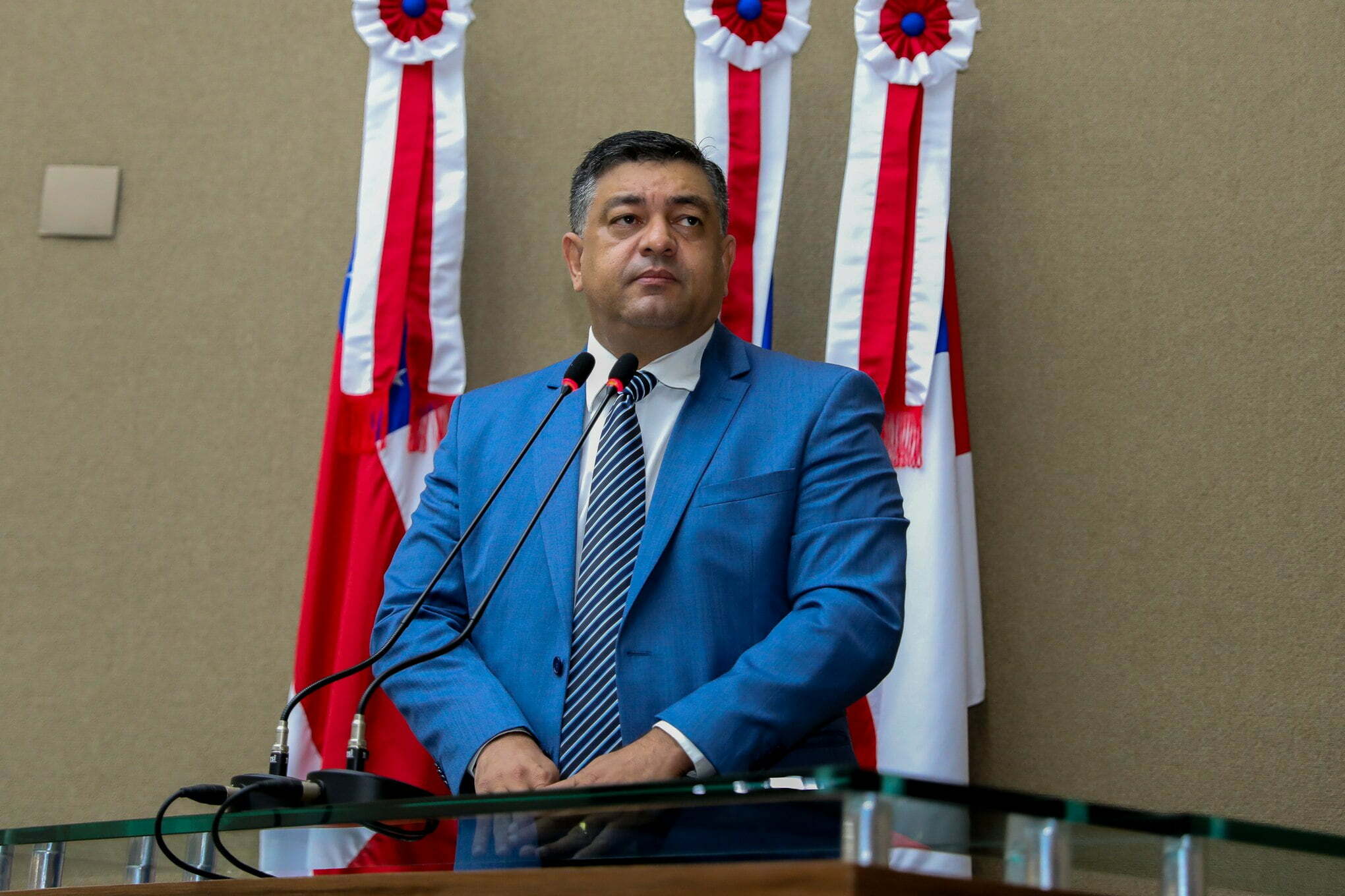 08 Dep. Dermilson Chagas afirma que Governo do Amazonas já ultrapassou o limite prudencial com contratações