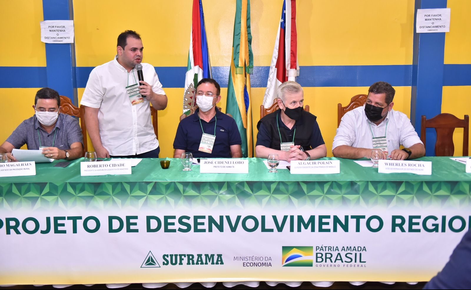 Em Humaitá, Roberto Cidade participa de reunião do projeto de desenvolvimento da Suframa para o Sul do Amazonas 2 10 Dep. Roberto Cidade 10 Em Humaita Roberto Cidade participa de reuniao do projeto de desenvolvimento da Suframa para o Sul do Amazonas e1634662998547