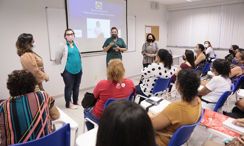 04 Assembleia Legislativa promove workshop de aperfeiçoamento para artesãos e1637604162324