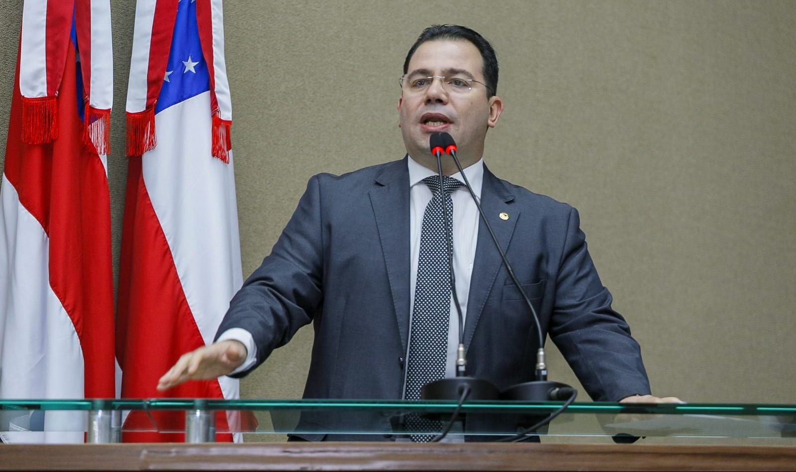04 Dep. Wilker Barreto critica tomada de decisão do Detran AM em não investir em sinalização e priorizar publicidade de R8 milhões e1638199072400