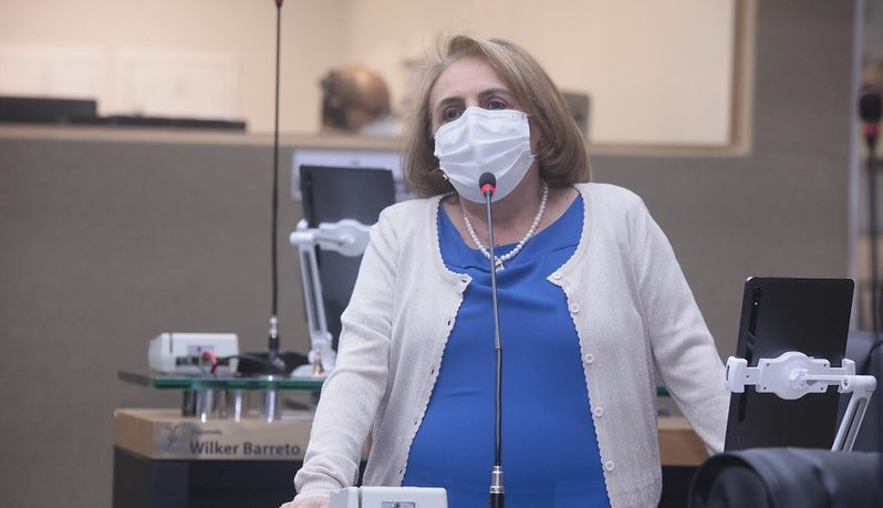 09 Dia Nacional da Alfabetização é lembrado na Assembleia Legislativa do Amazonas e1636660935807