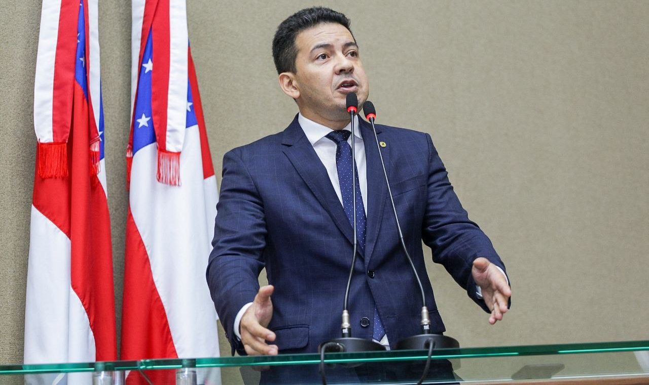13 Dep. Delegado Péricles denuncia permanência de empresa indiciada na SES e não pagamento de funcionários e1639079519106