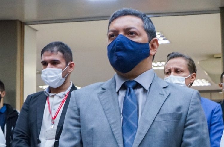 13 Dep. Felipe Souza Aprovado na Assembleia Legislativa criação do Memorial em homenagem aos servidores vítimas da Covid 19 e1639601374684