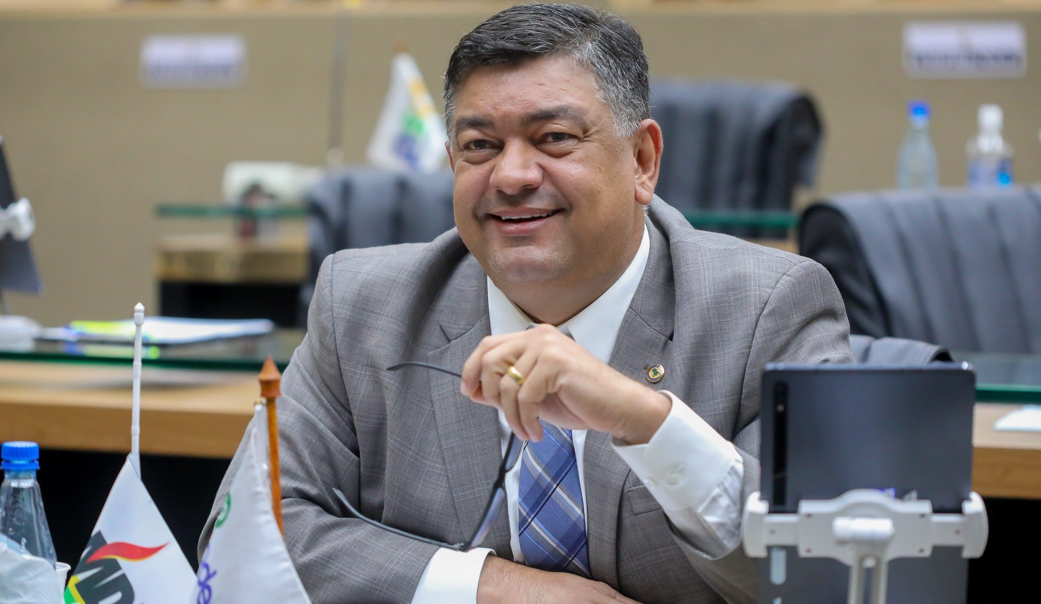 02 Deputado Dermilson Chagas desmente comandante da PM e1642957352202