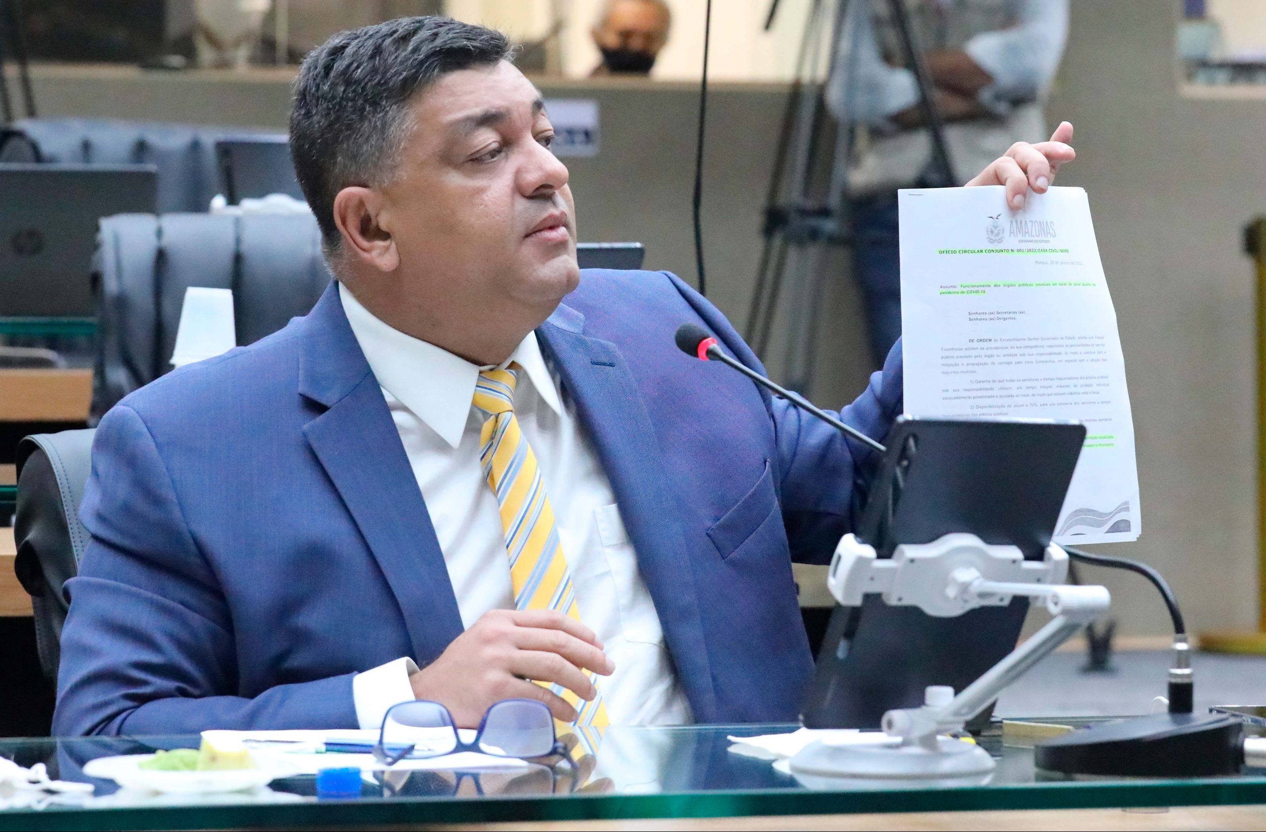 00 Dep. Dermilson Chagas Governo do Amazonas proíbe festas de confraternizações após farras consecutivas na Secom scaled e1643890728222