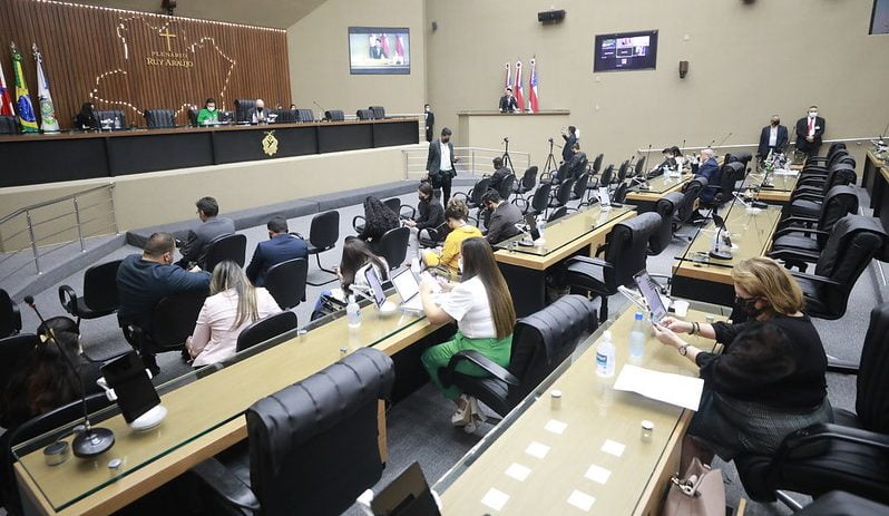 10 Projetos de Lei em benefício de motoristas são destaques na Pauta de Tramitação da Aleam e1645038156631