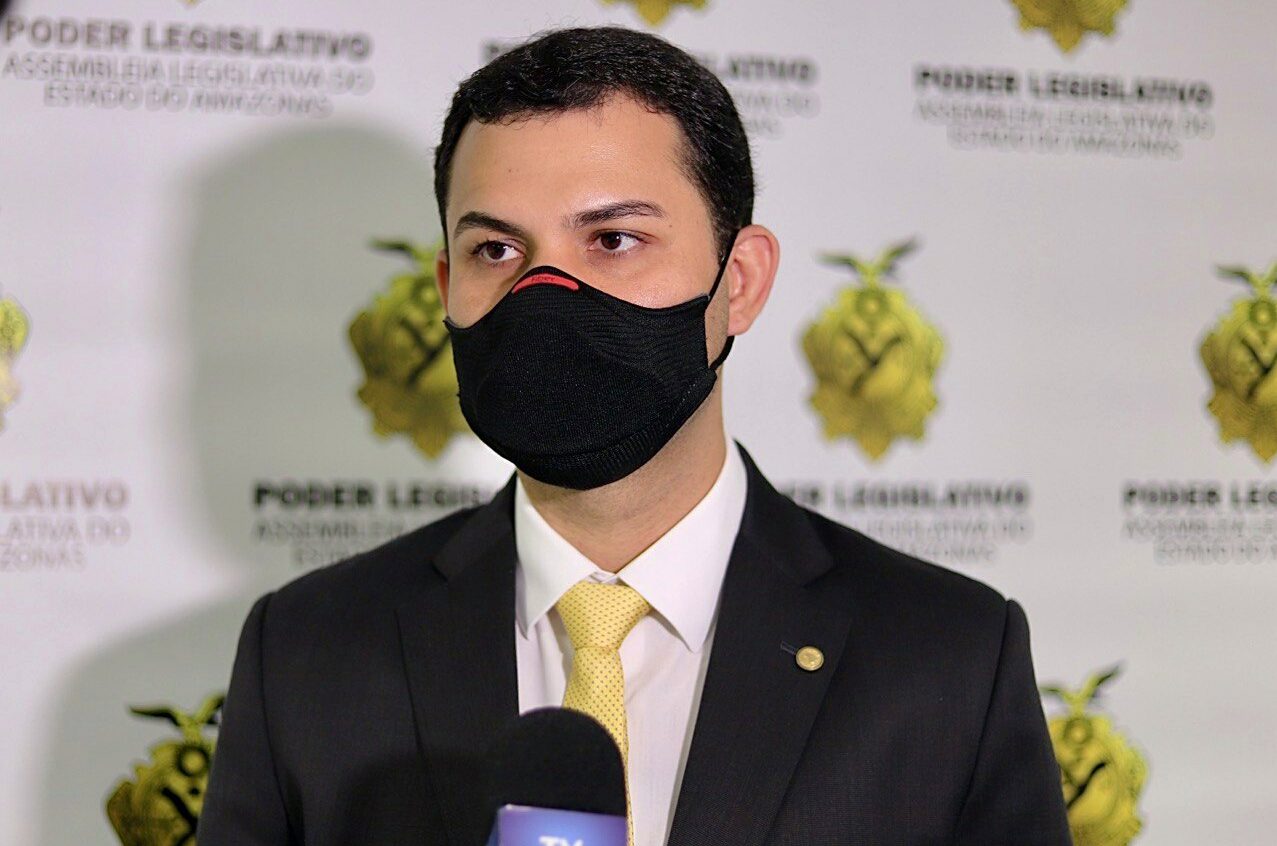 16 Dep. Saullo Vianna se posiciona a favor da exigência do cartão de vacina nas escolas e1644435757886