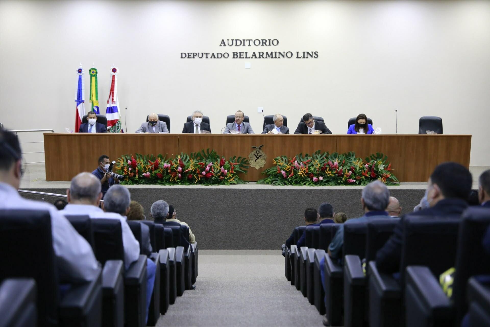 AC04048B C05A 4EA8 9A61 34F191CDF50F