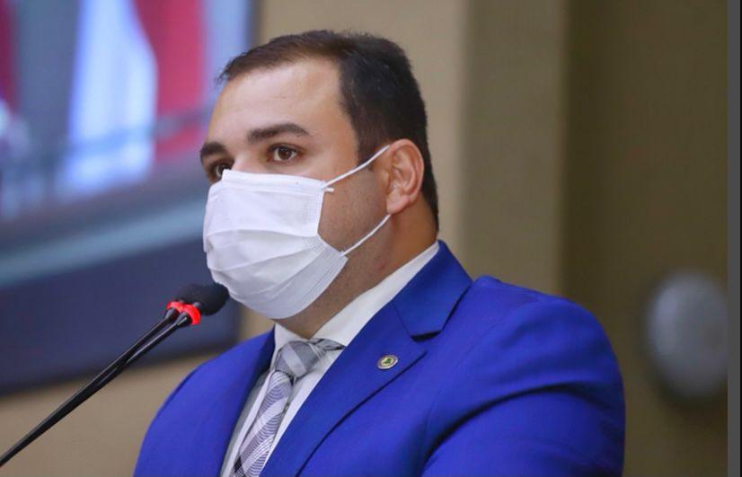 2E398B7C 5679 4578 BBCD 644030228D4D