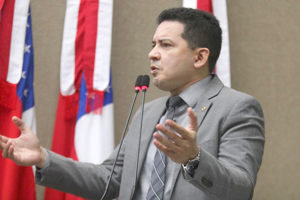 DELEGADO PERICLES TRIBUNA SANDRO PEREIRA ASCOM