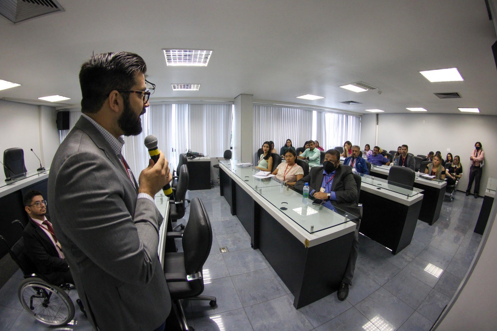 09 Dep. Delegado Péricles Equipe jurídica da CCJR acerta detalhes para trabalhos em 2023