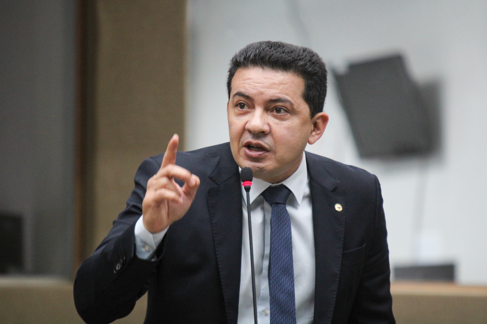 ALEAM - Deputado Delegado Péricles cobra ações mais efetivas das Forças de  Segurança para o combate do crime organizado no AM