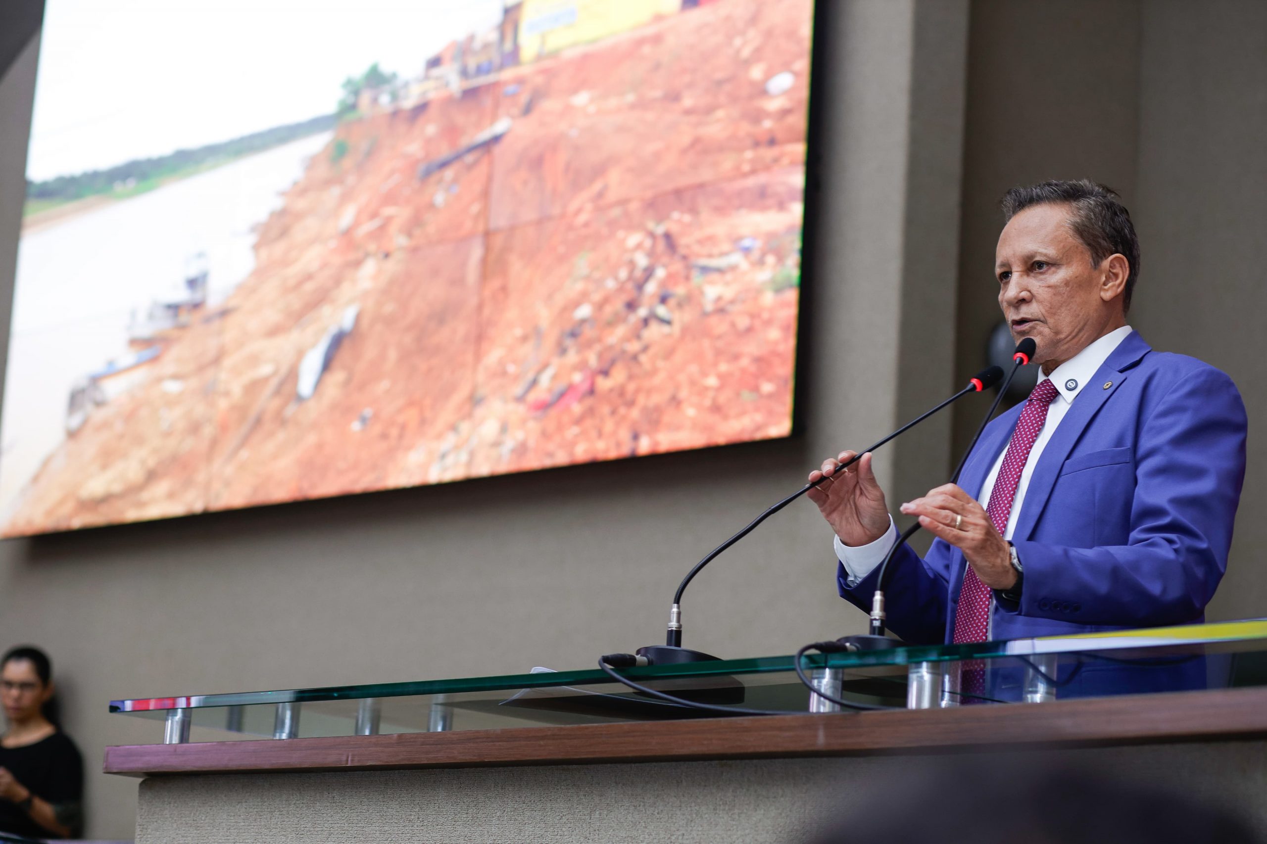 Adjuto Afonso chama atencao de prefeitos para inscricao de municipios do Purus em Programa de Prevencao a Desastres Naturais Foto Ney Xavier scaled