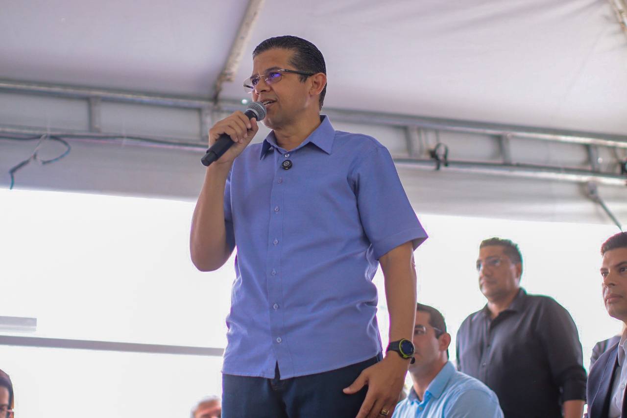 Deputado Joao Luiz destaca que Governo Wilson Lima respeita populacao e fortalece a saude em reinauguracao de CAIC no Petropolis Foto Valter Leandro