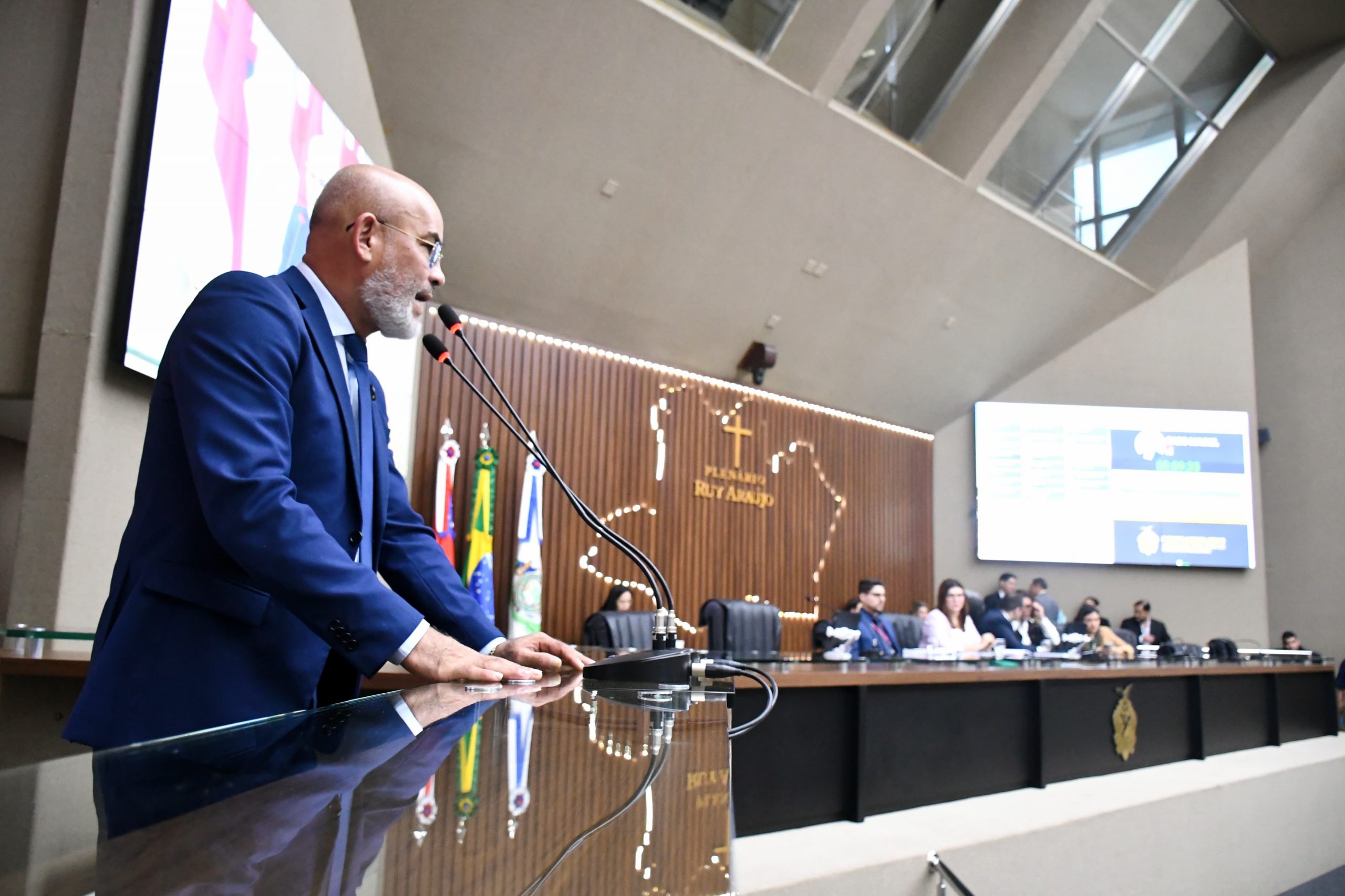 Deputado Cabo Maciel retorna as atividades parlamentares e agradece apoio durante a recuperacao medica Foto Paulo Ferraz scaled