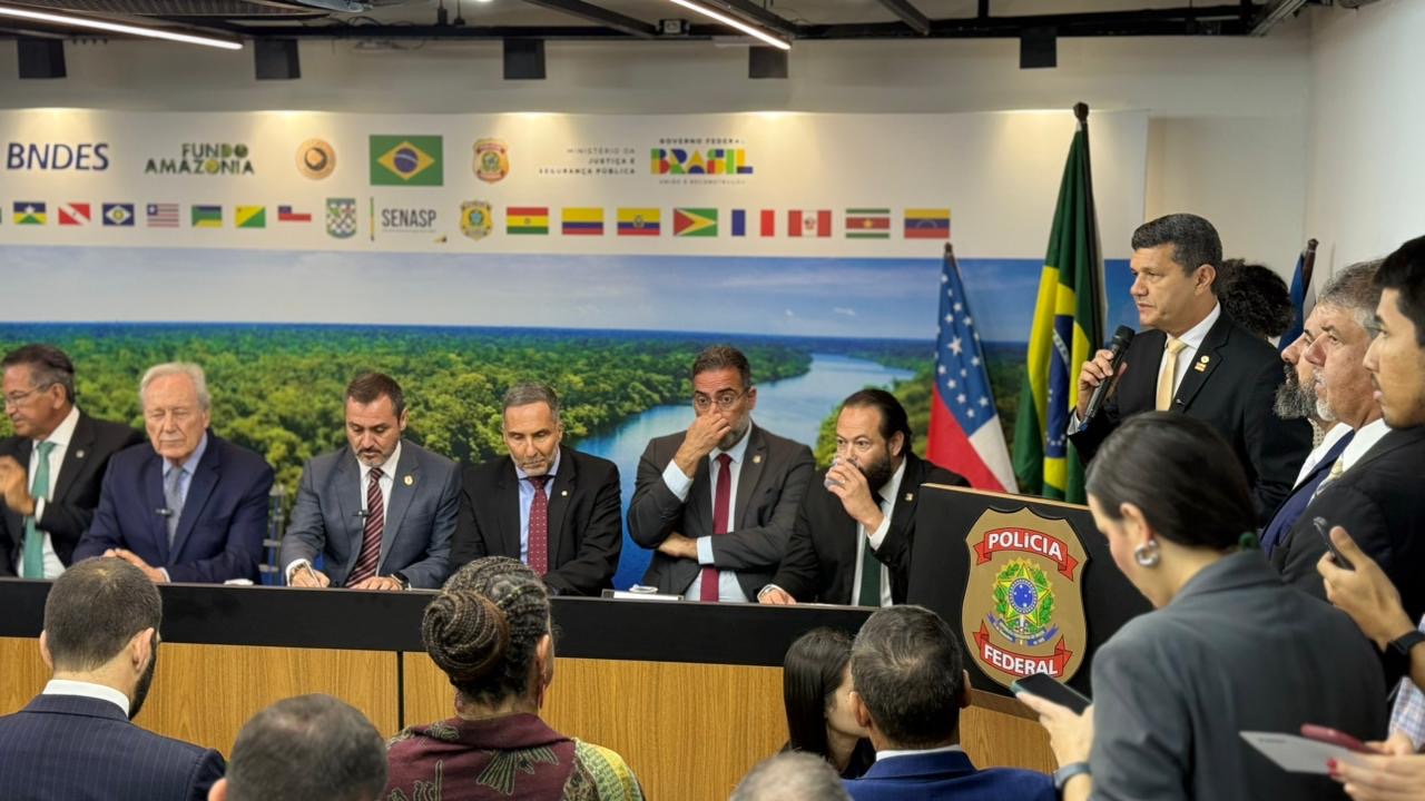 Comandante Dan participa do inicio das atividades do Centro de Cooperacao Policial Internacional da Amazonia 1