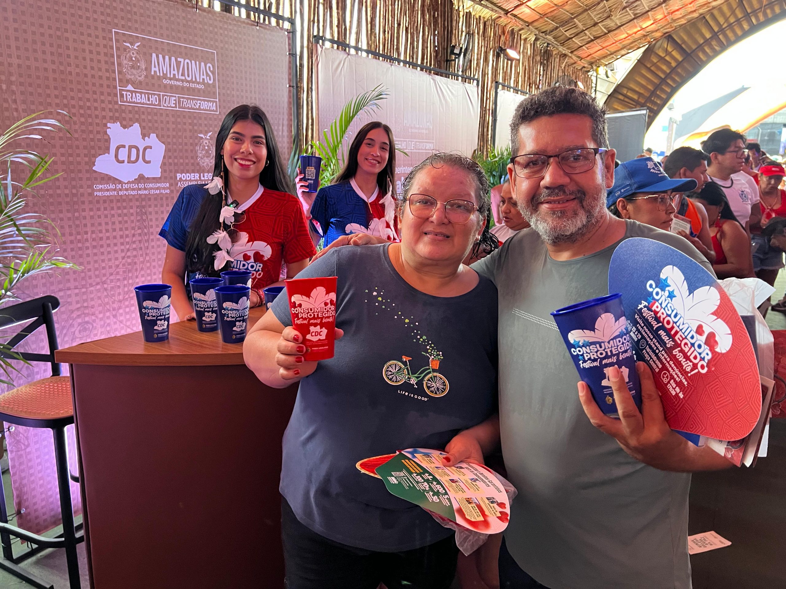 Mario Cesar Filho leva acoes da Defesa do Consumidor a mais de 2.400 pessoas durante o festival de Parintins 2025 Foto Leandro Cardoso scaled