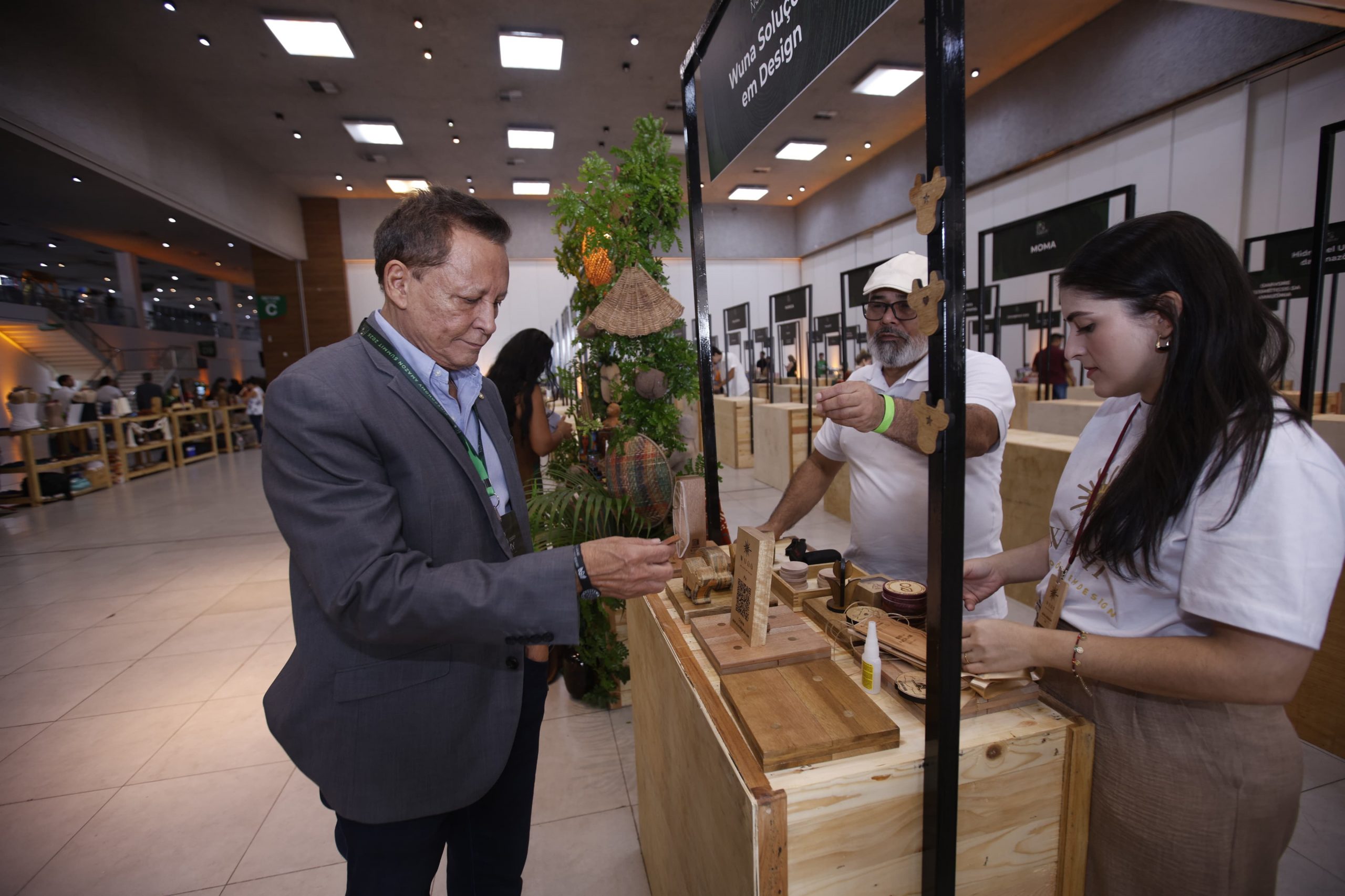 Adjuto Afonso defende protagonismo amazonico no maior evento de bioeconomia da regiao Foto Ney Xavier scaled