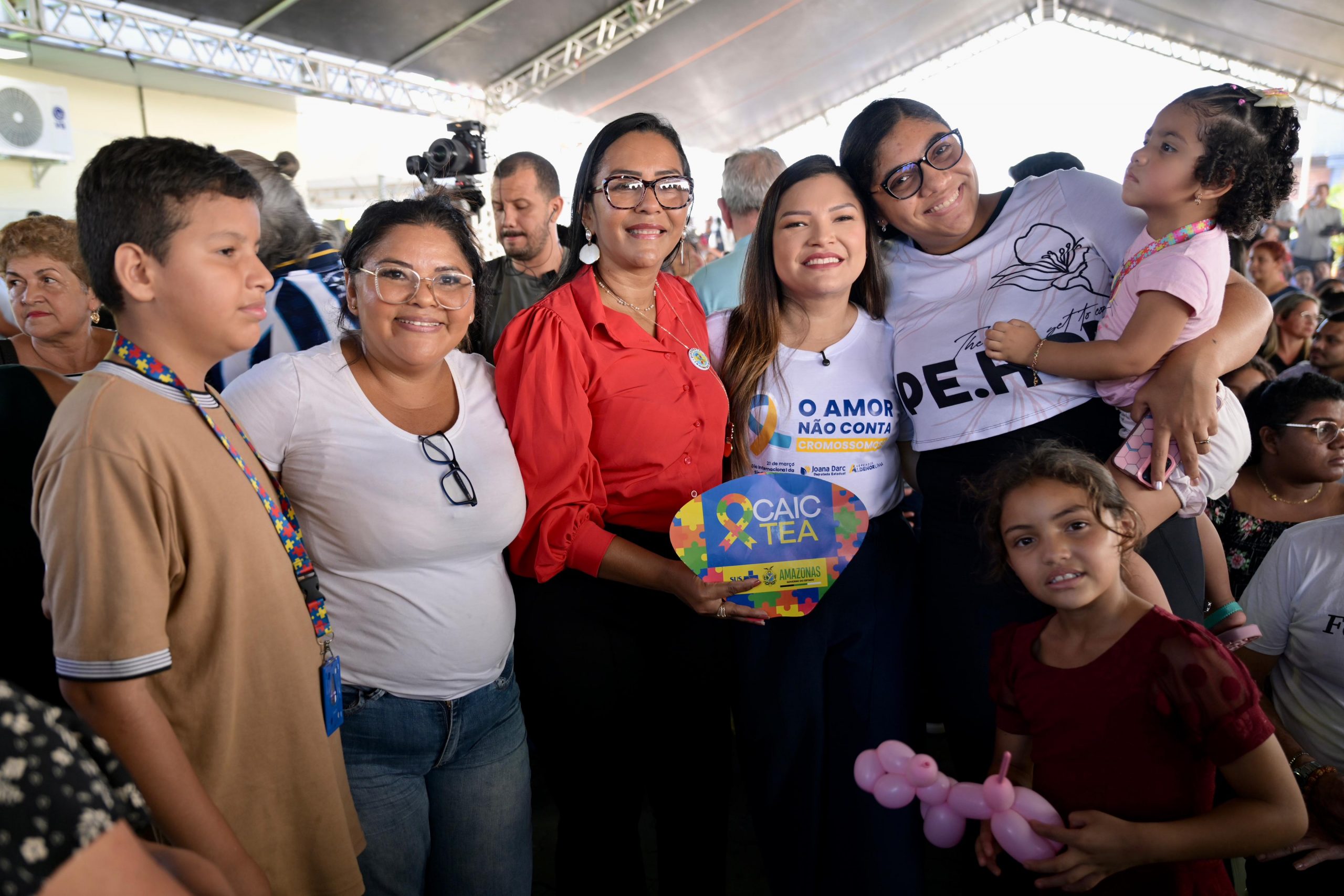 Um marco historico na historia do Amazonas destaca deputada Joana Darc na inauguracao do primeiro CAIC TEA do Estado scaled