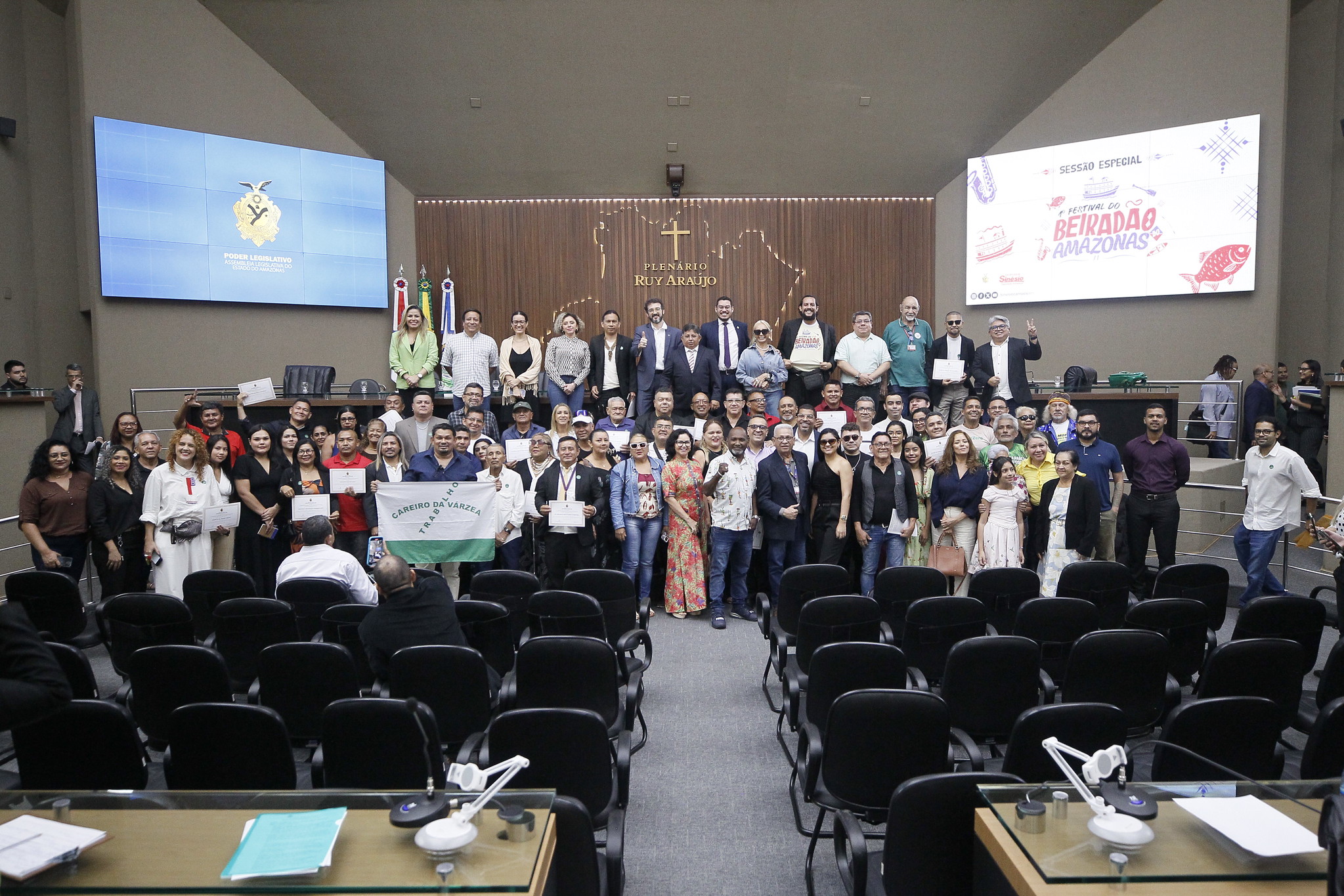 Aleam realiza Sessao Especial em homenagem ao Dia do Beiradao proposta por Sinesio Campos Foto Matheus Rodrigues Aleam