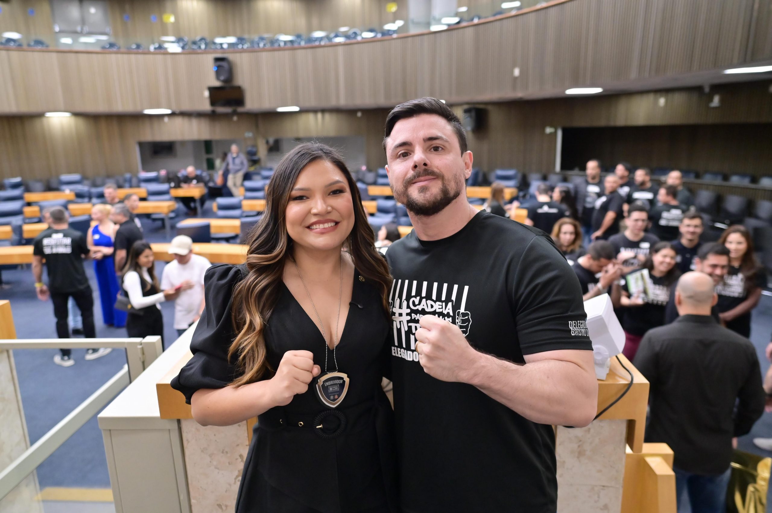 Deputada Joana Darc representa o Amazonas no maior movimento nacional de proteção animal, o ‘Cadeia para Maus-Tratos’ 1 Deputada Joana Darc representa o Amazonas no maior movimento nacional de protecao animal o ‘Cadeia para Maus Tratos Foto Matheus Ponce scaled