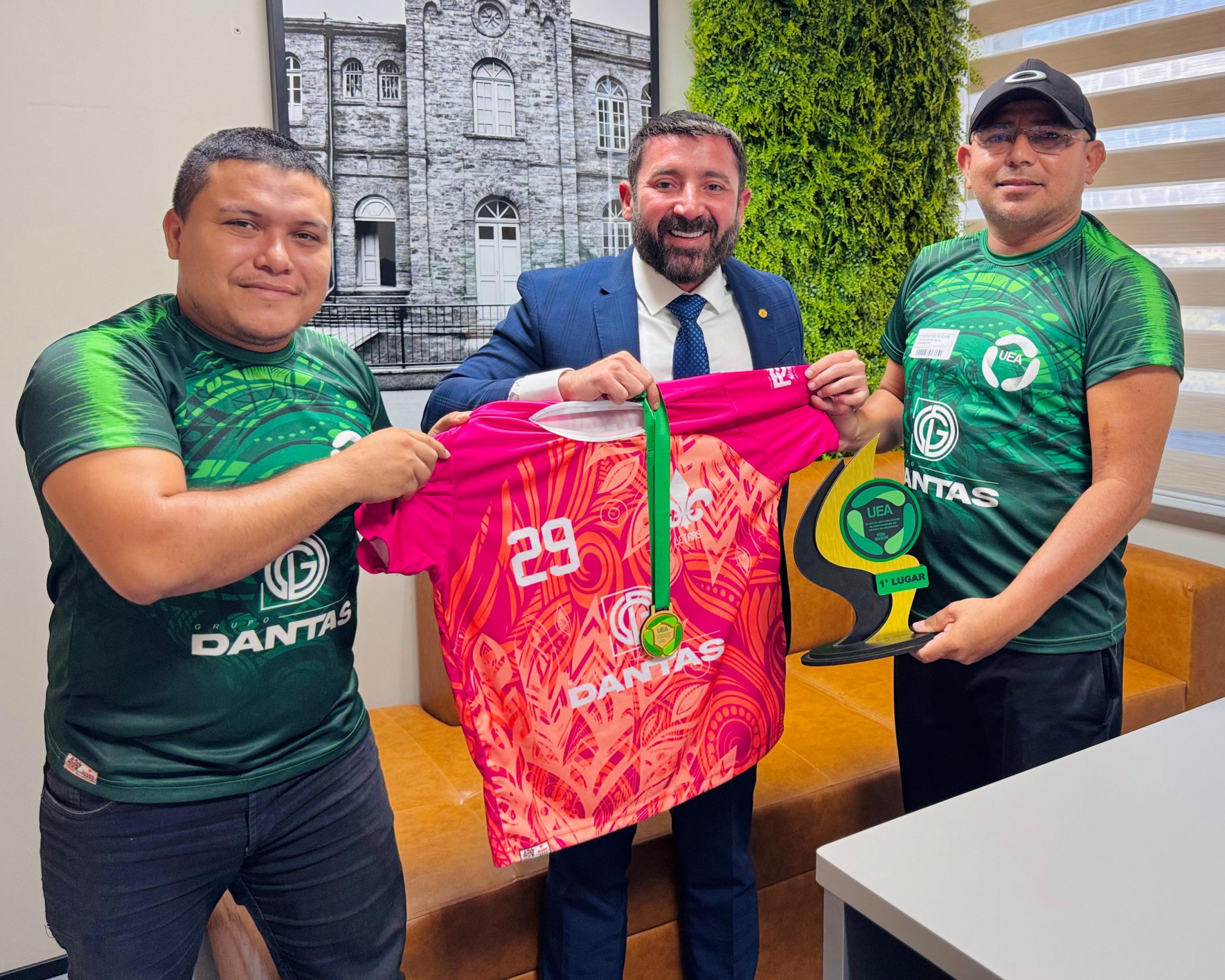 Deputado Carlinhos Bessa JuniUEA scaled