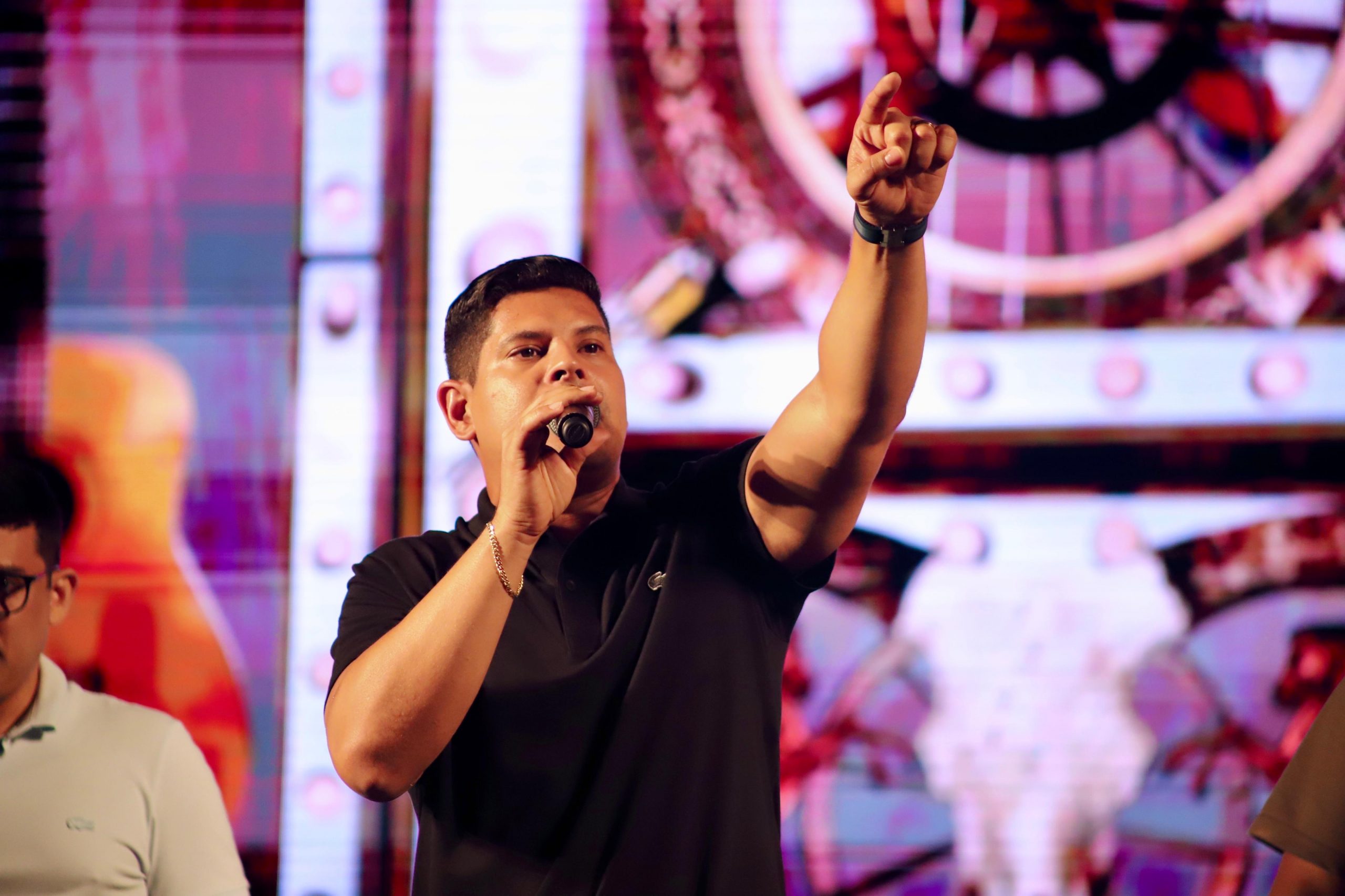 Mario Cesar Filho reforca destinacao de emendas a Sao Sebastiao do Uatuma durante agenda no municipio Foto Leandro Cardoso scaled