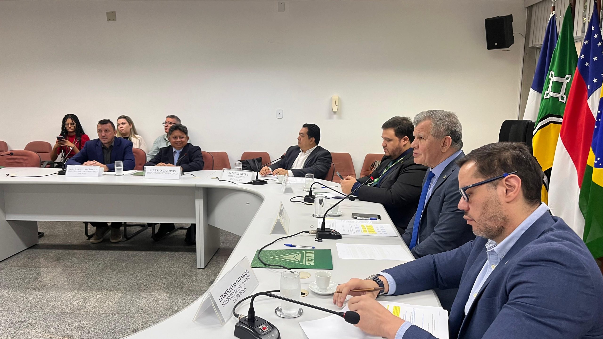 Sinésio Campos comemora decisão do CAS que beneficia 3.500 famílias com títulos de terra 4 Sinesio Campos comemora decisao do CAS que beneficia 3.500 familias com titulos de terra scaled