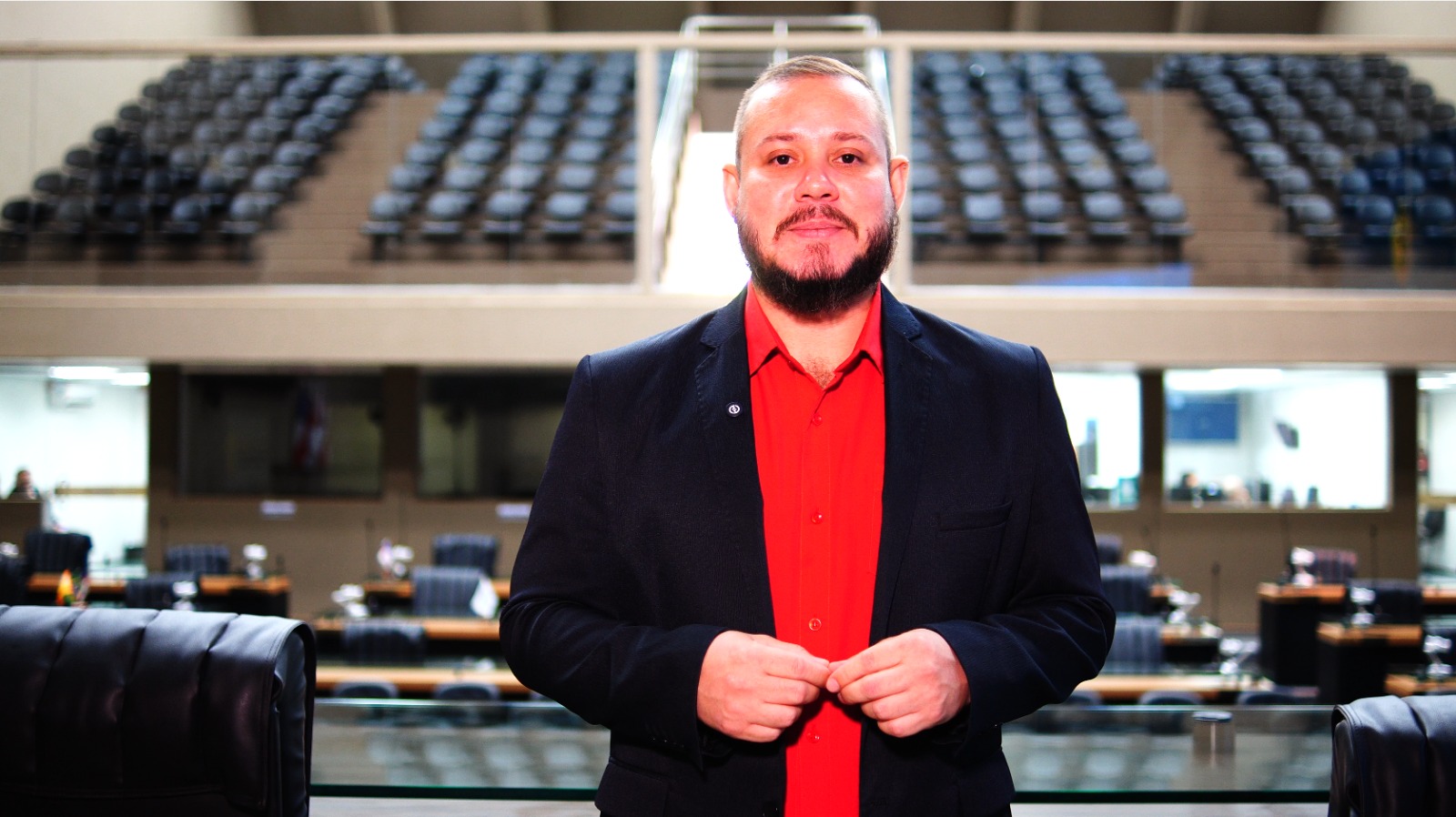 Explicando o Legislativo lanca novo episodio nesta segunda 25.8 sobre a posse dos deputados e instalacao da Legislatura