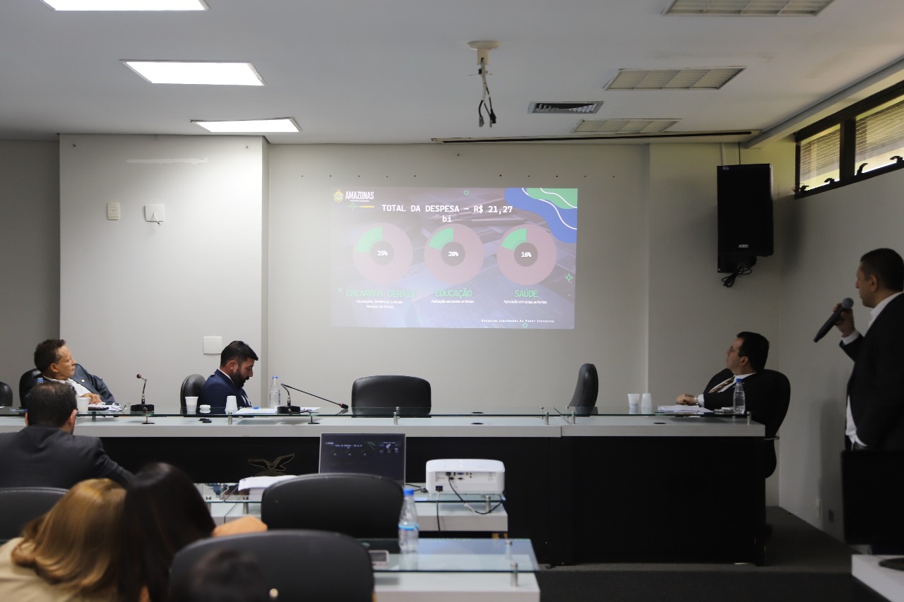 Assembleia Legislativa recebe Relatorio de Gestao Fiscal do 2o quadrimestre e Sefaz aponta equilibrio nas contas do Estado Foto Matheus Rodrigues Aleam