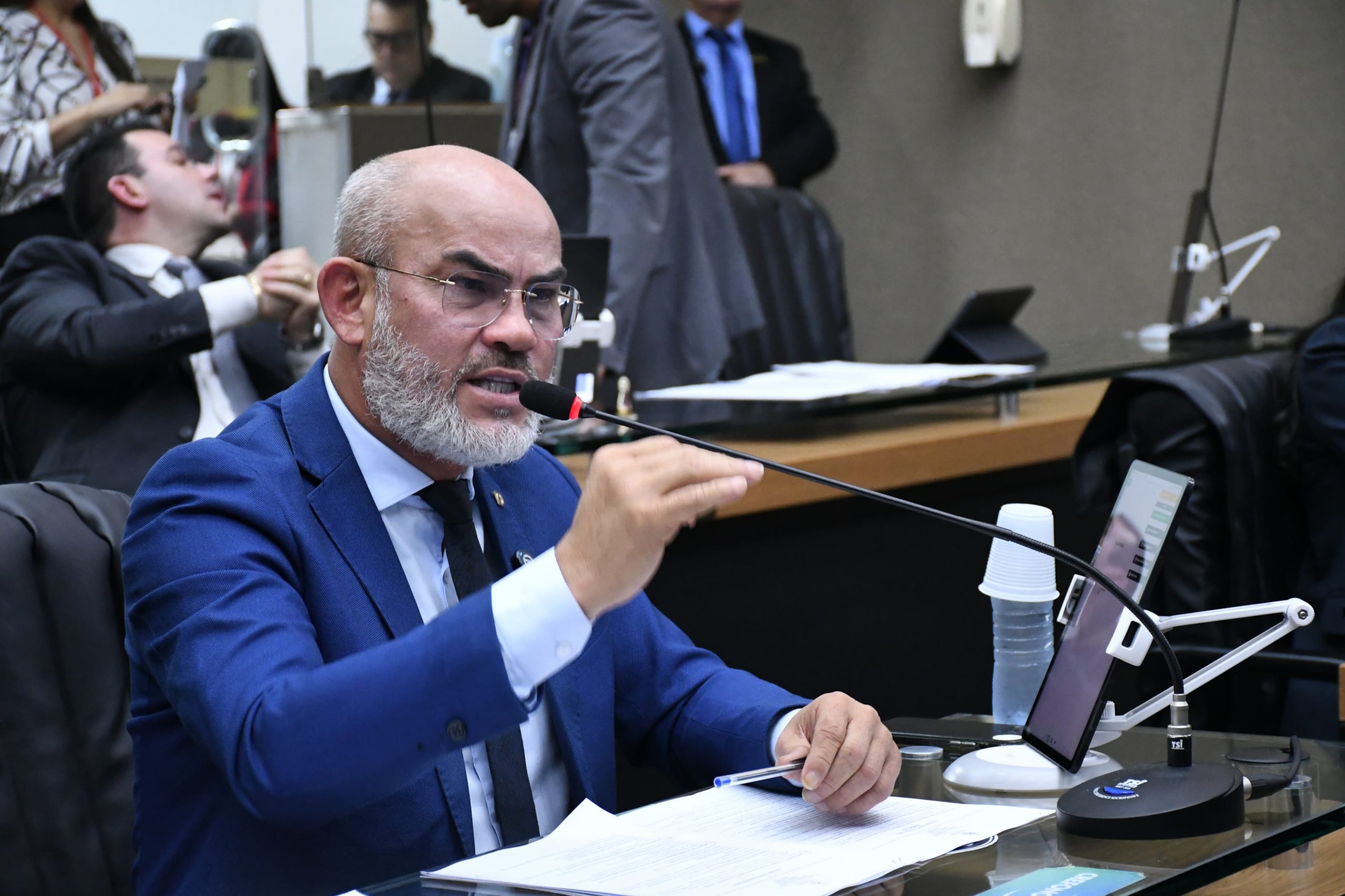 Cabo Maciel solicita melhorias estruturais para escolas estaduais em Lábrea 5 Cabo Maciel solicita melhorias estruturais para escolas estaduais em Labrea Foto Paulo Ferraz scaled