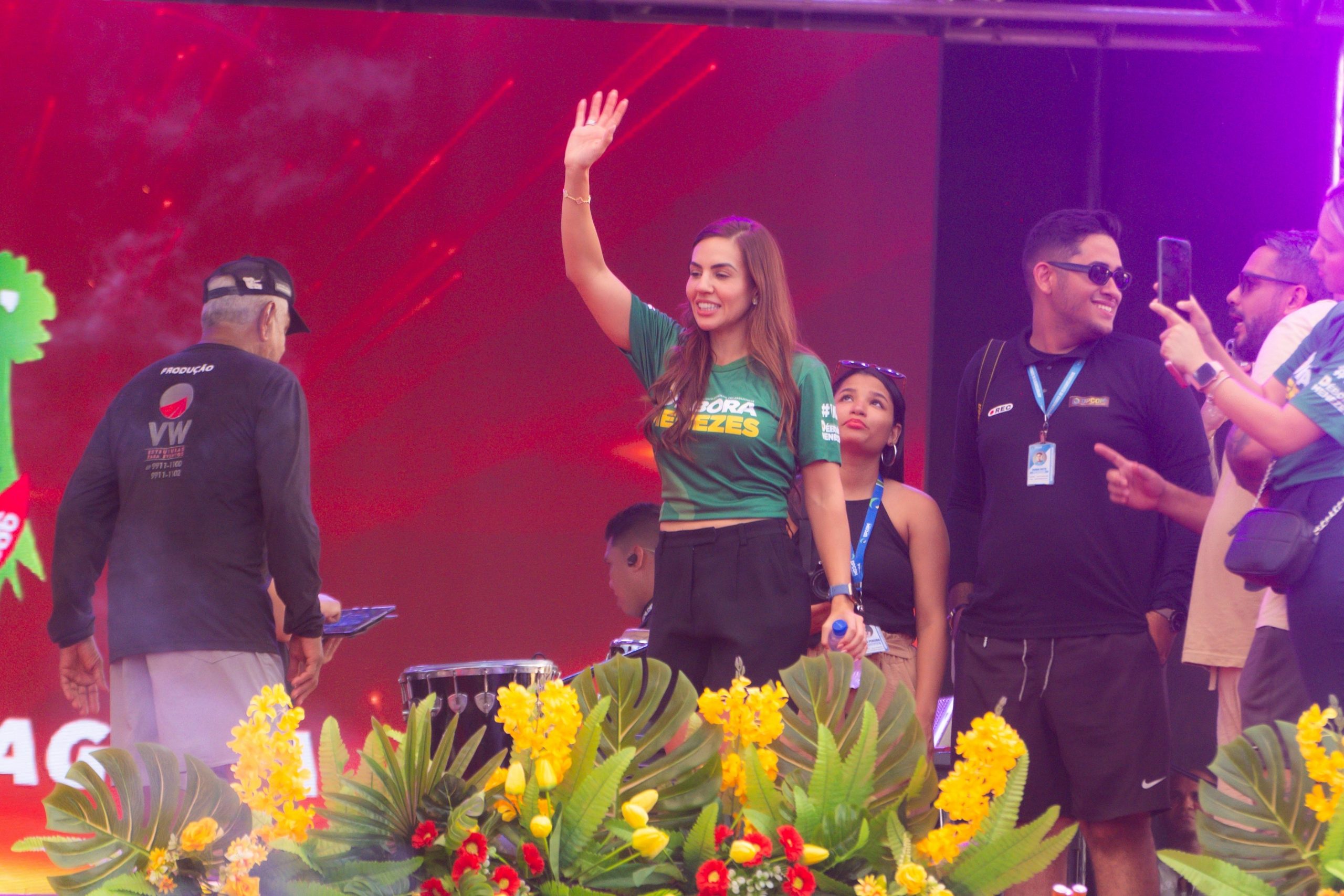 Débora Menezes visita Lábrea e destaca emenda de R$ 1 milhão destinada à saúde 4 Debora Menezes visita Labrea e destaca emenda de R 1 milhao destinada a saude scaled