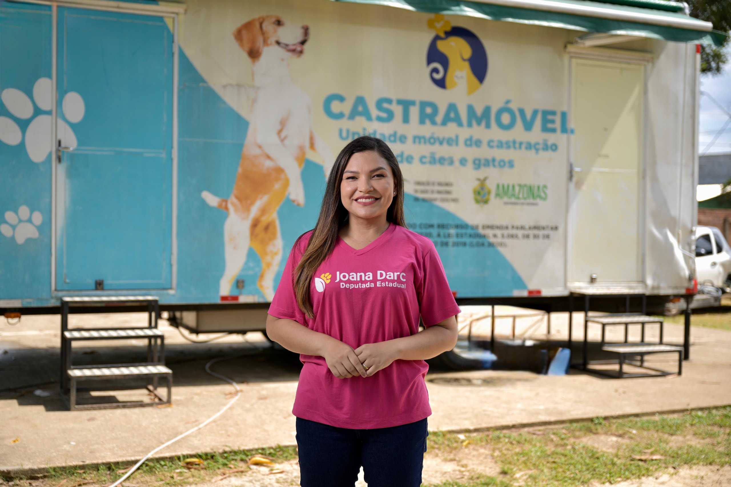 Deputada Joana Darc anuncia Castramovel no bairro Novo Aleixo com castracao e vacinacao