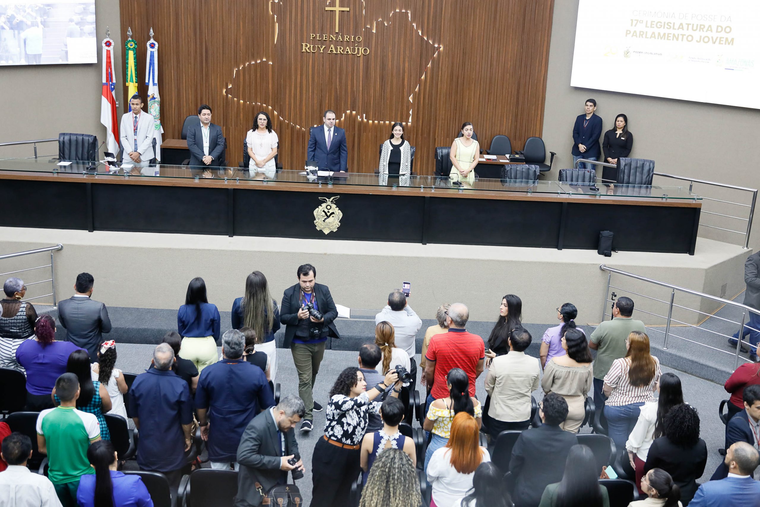 Estudantes assumem mandatos simbolicos na Aleam e vivenciam rotina como deputados no Parlamento Jovem 2025 Foto Alberto Cesar Araujo Aleam scaled
