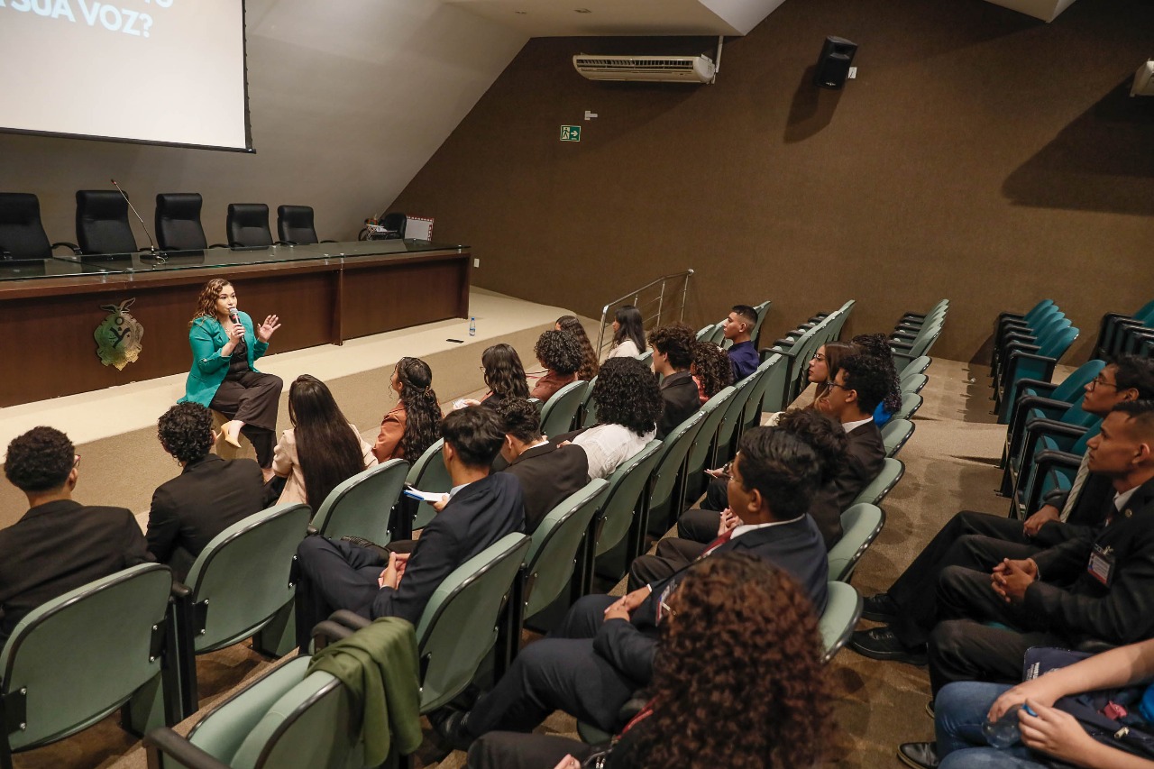 Parlamentares Jovens da Aleam participam da palestra ‘Oratoria de Impacto Foto Alberto Cesar Araujo Aleam