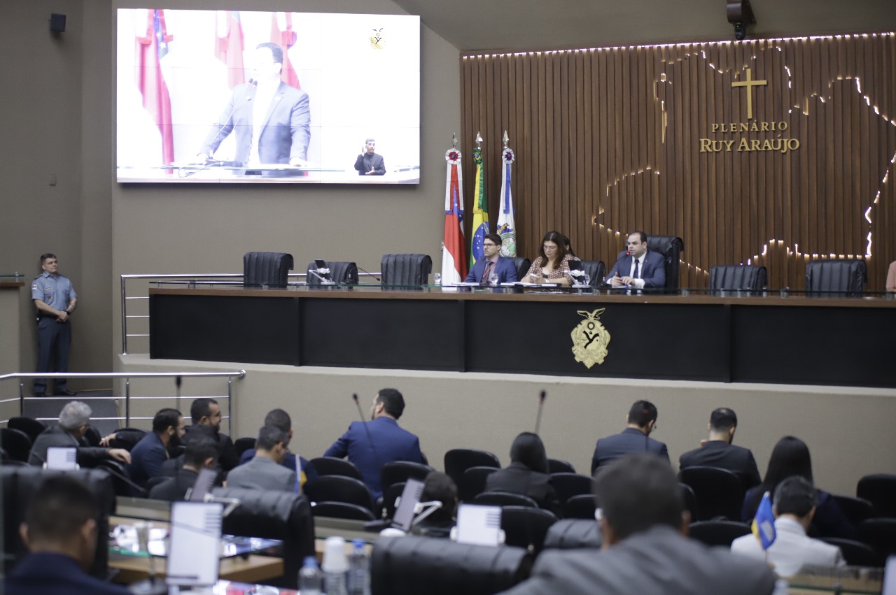 Parlamentares da Aleam debatem energia infraestrutura demandas do interior e declaracoes do presidente da Colombia sobre legalizacao das drogas Foto Danilo Mello Aleam
