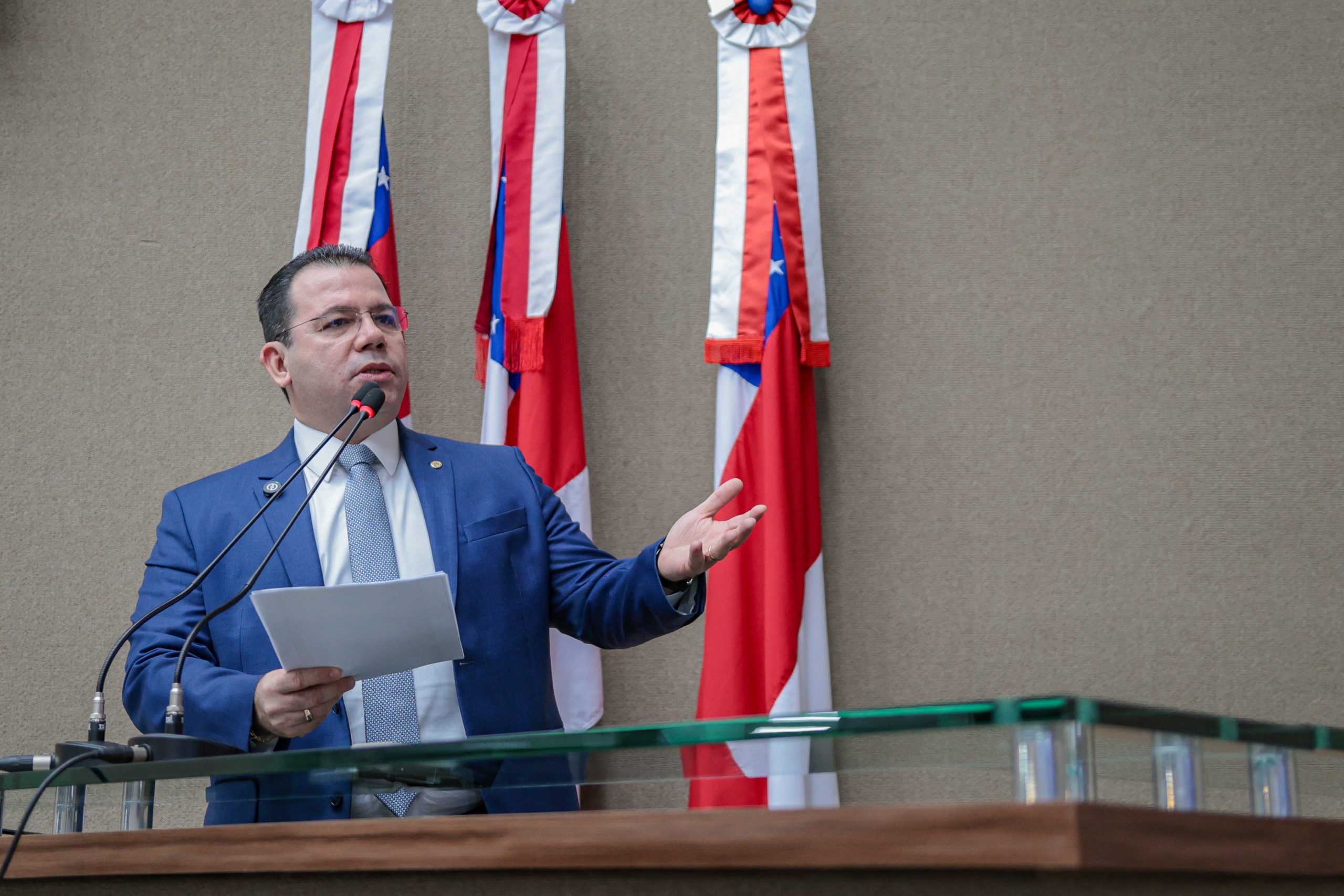 Wilker Barreto cobra melhorias em escola indigena e regularizacao da energia eletrica no interior do Amazonas 6 scaled