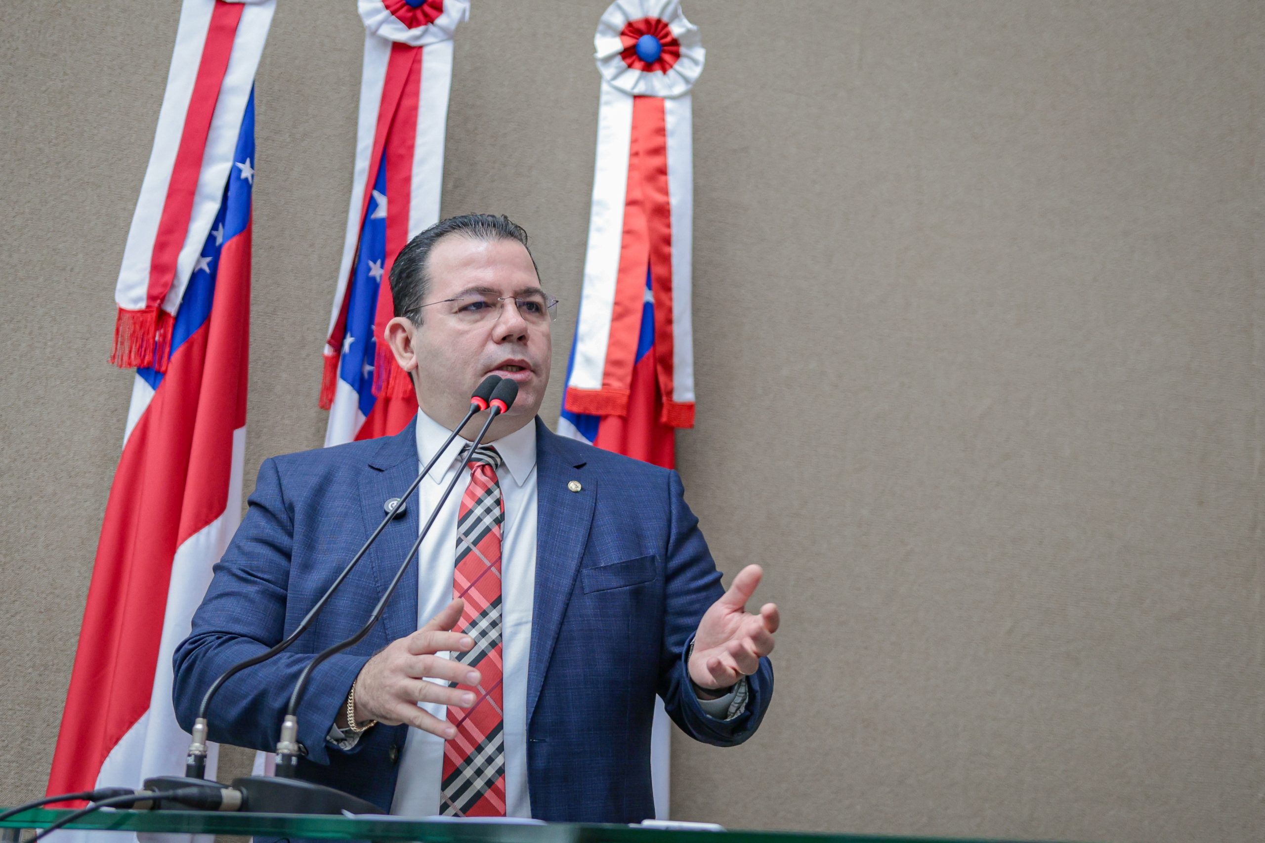 Wilker Barreto faz balanco de cobrancas sobre a Saude e denuncia abandono da rede estadual scaled