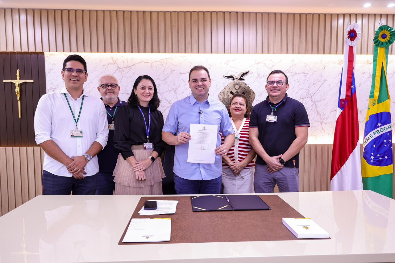 Presidente Roberto Cidade comemora numero de inscritos para o concurso publico da Aleam e alerta para data limite de inscricoes Foto Herick Pereira