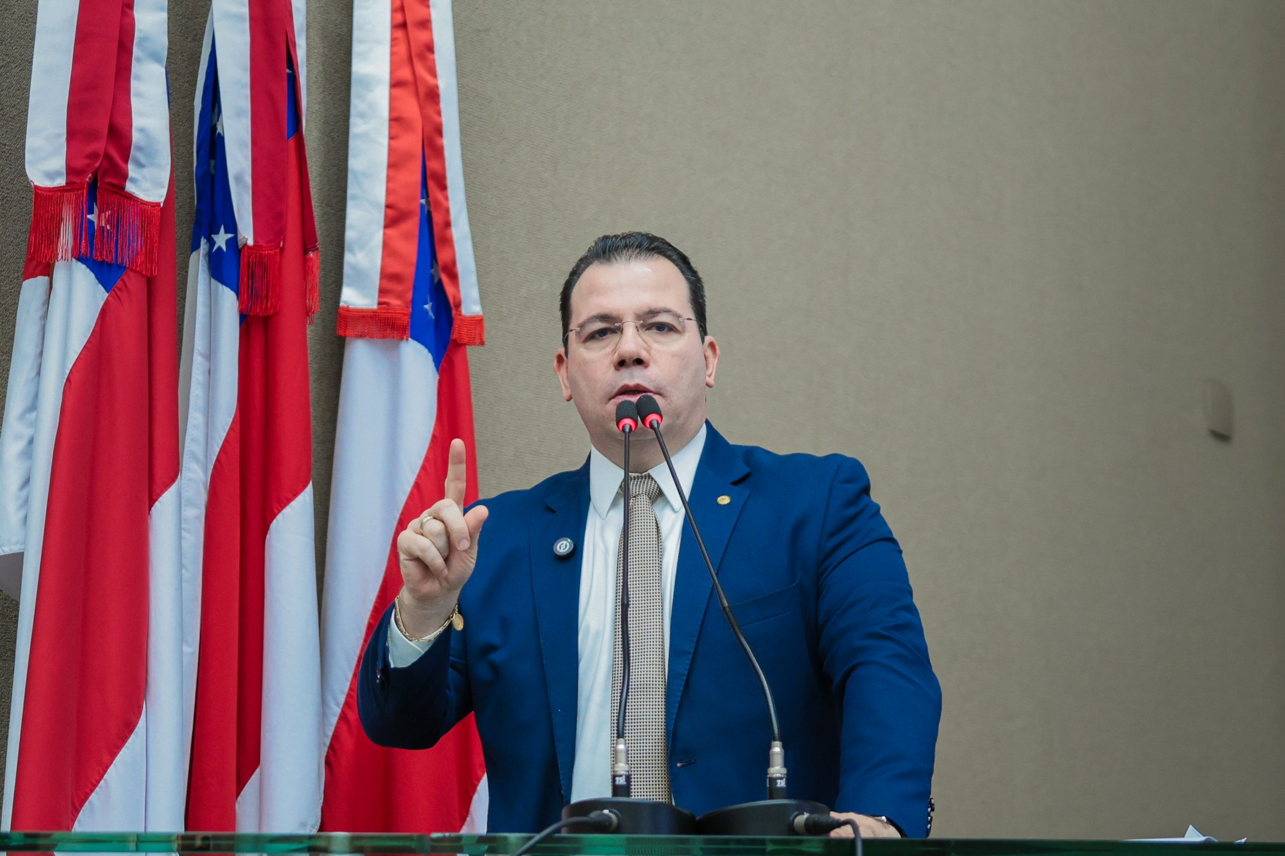 Wilker Barreto alerta para plano de drenagem e manutencao de igarapes em Manaus scaled