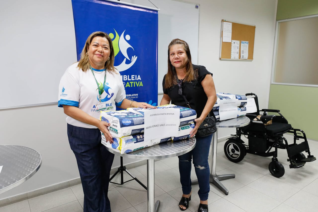 Aleam realiza entrega de doacoes do programa ‘Assembleia Participativa