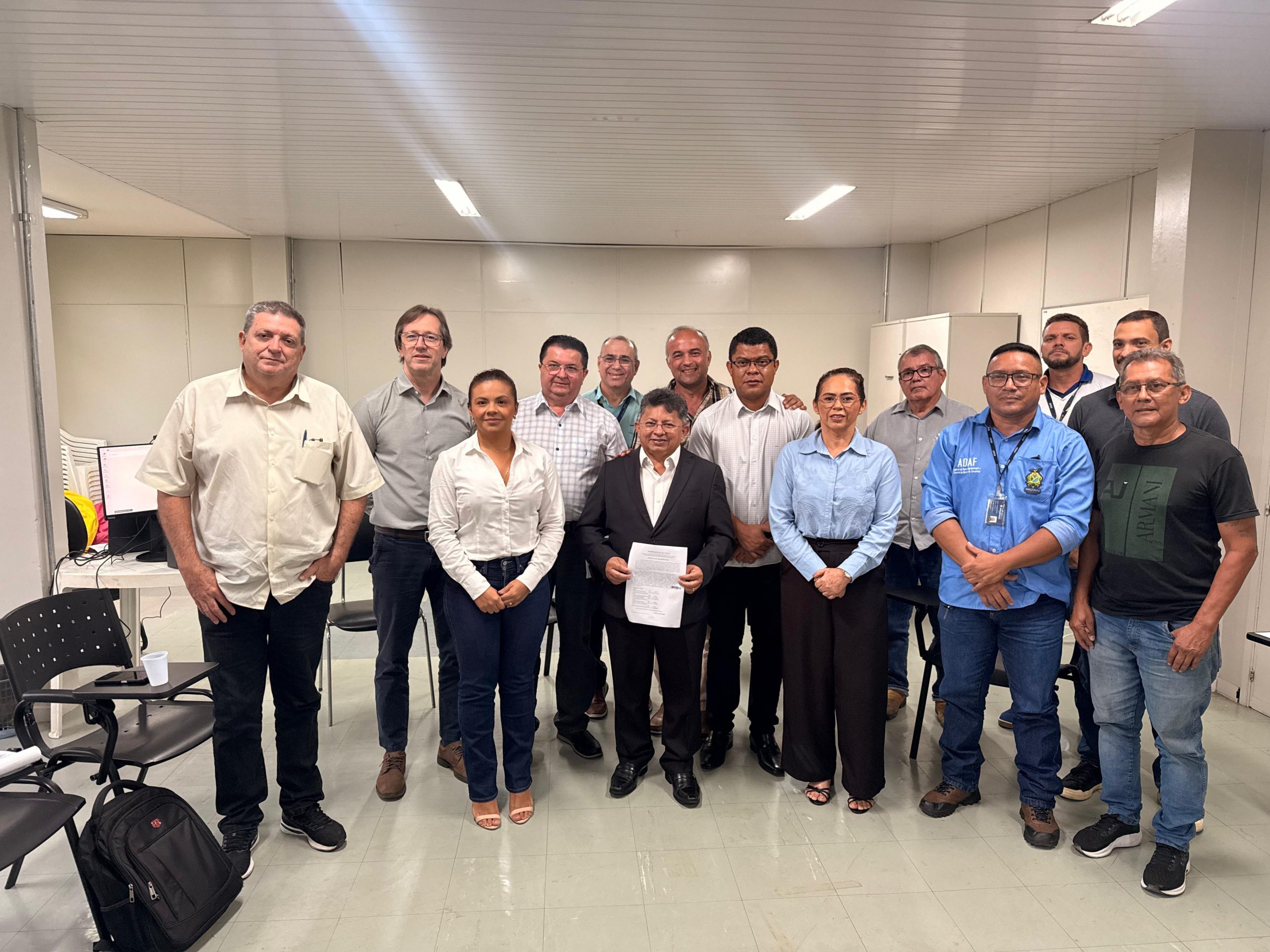 Sinesio Campos destaca acao rapida do Ministerio da Agricultura e Pecuaria no combate da nova praga no Amazonas scaled